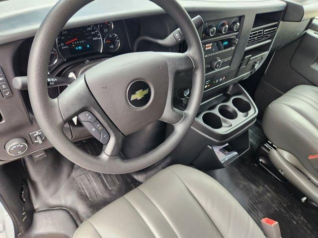 2025 Chevrolet Express Cargo 2500 Base