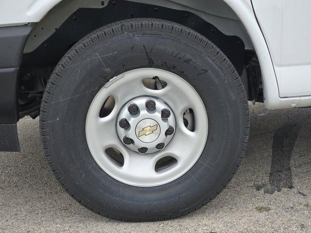 2025 Chevrolet Express Cargo 2500 Base