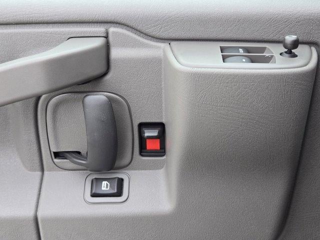 2025 Chevrolet Express Cargo 2500 Base