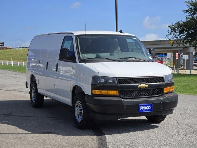 2025 Chevrolet Express Cargo 2500 Base
