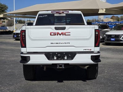 2025 GMC Sierra 2500 HD AT4