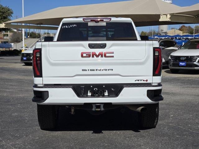 2025 GMC Sierra 2500 HD AT4