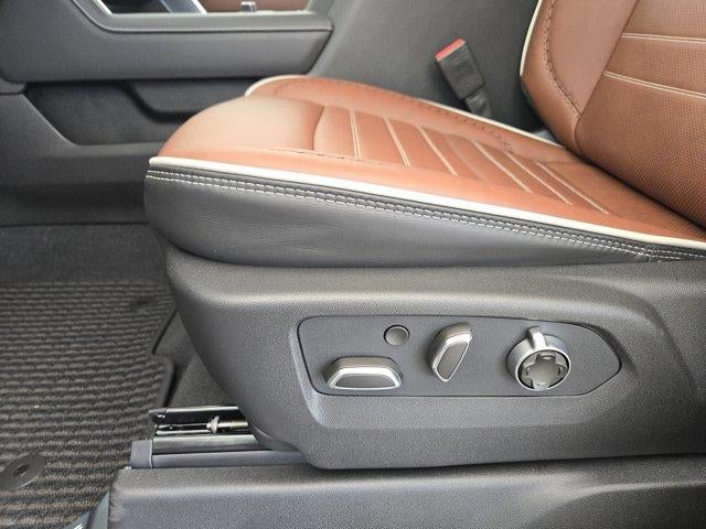 2026 GMC Sierra 3500 HD Denali Ultimate DRW