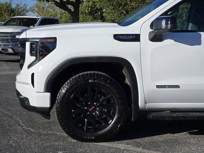 2025 GMC Sierra 1500 Elevation