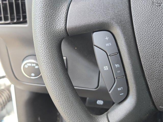 2025 GMC Savana Cargo 2500 Base