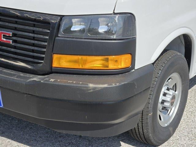 2025 GMC Savana Cargo 2500 Base