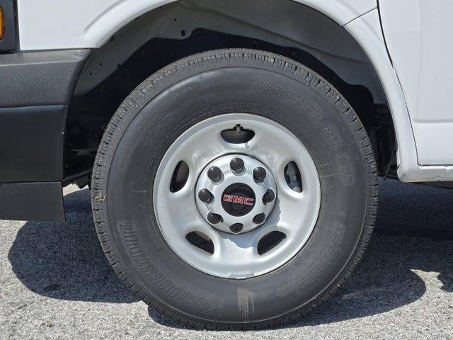 2025 GMC Savana Cargo 2500 Base