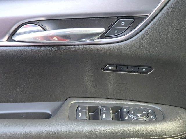 2022 Cadillac XT6 Luxury